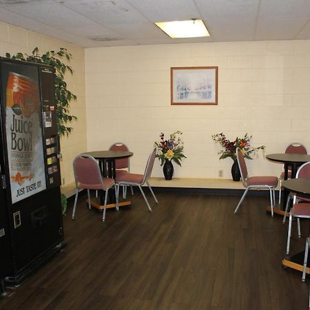 Scottish Inn Knoxville Luaran gambar