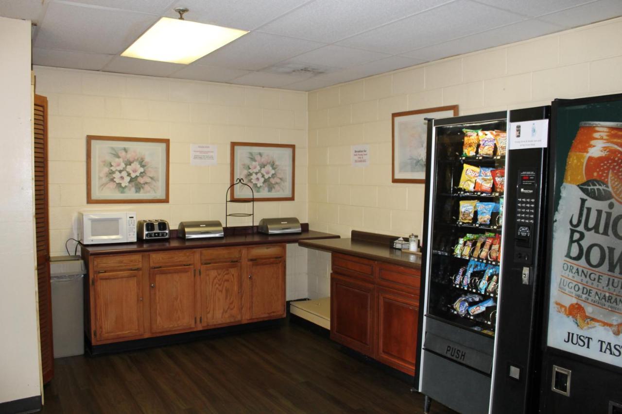 Scottish Inn Knoxville Luaran gambar