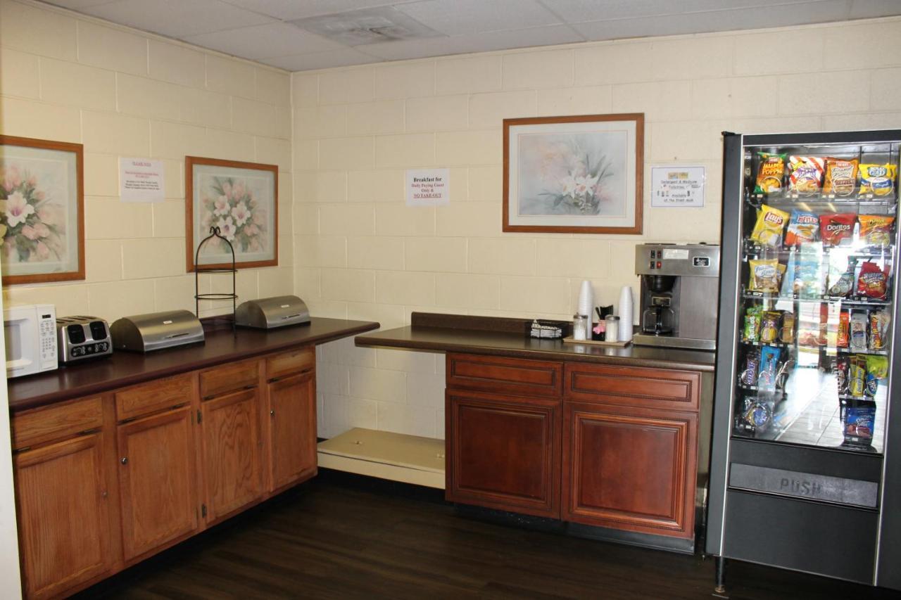 Scottish Inn Knoxville Luaran gambar