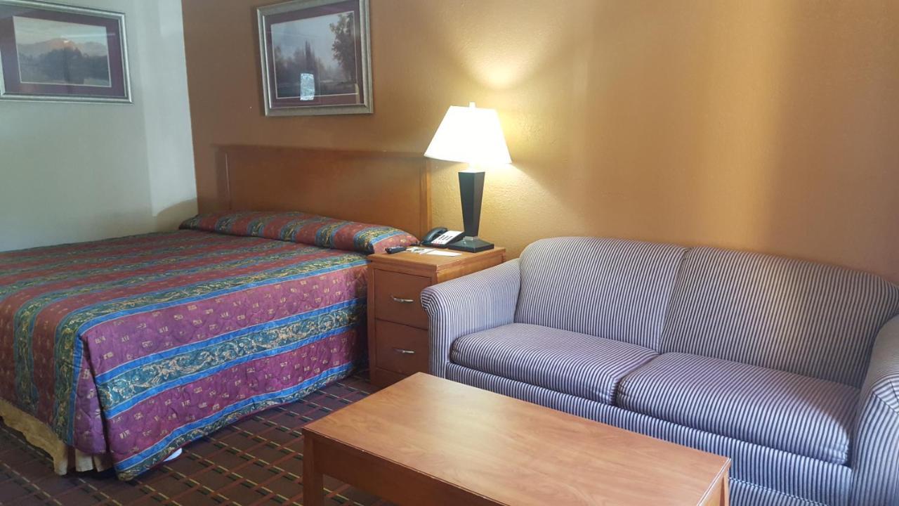 Scottish Inn Knoxville Luaran gambar
